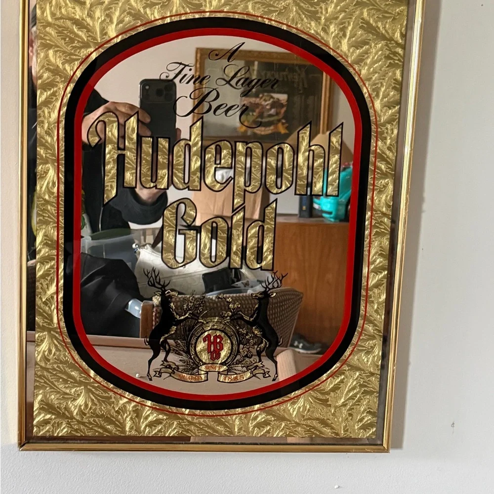 Mirrored Wall Plaque - Gold and Black